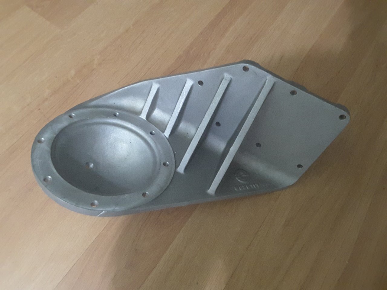 8928717 ENGINE BRACKET 5342-01-251-5295