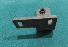 5340-00-134-1132	BRACKET,ANGLE	10875181