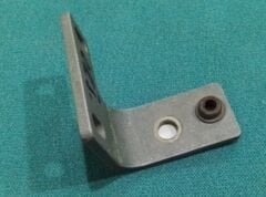 5340-00-134-1132	BRACKET,ANGLE	10875181