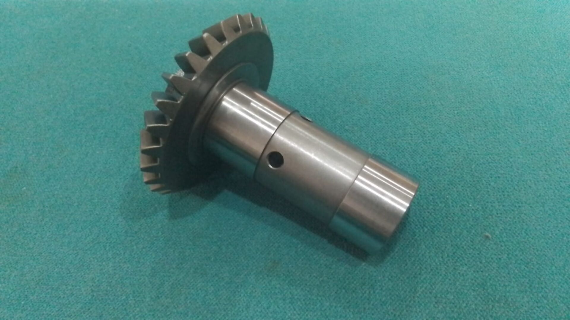 10865383    GEARSHAFT