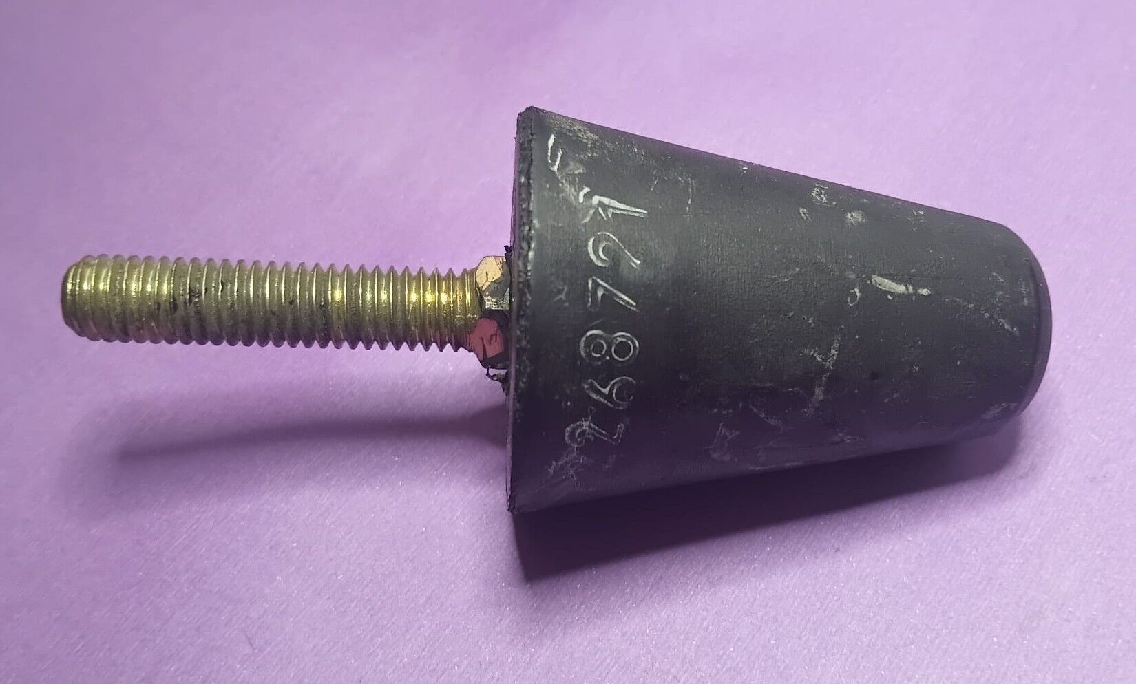 5340-00-209-9281	BUMPER	8341563      8341832