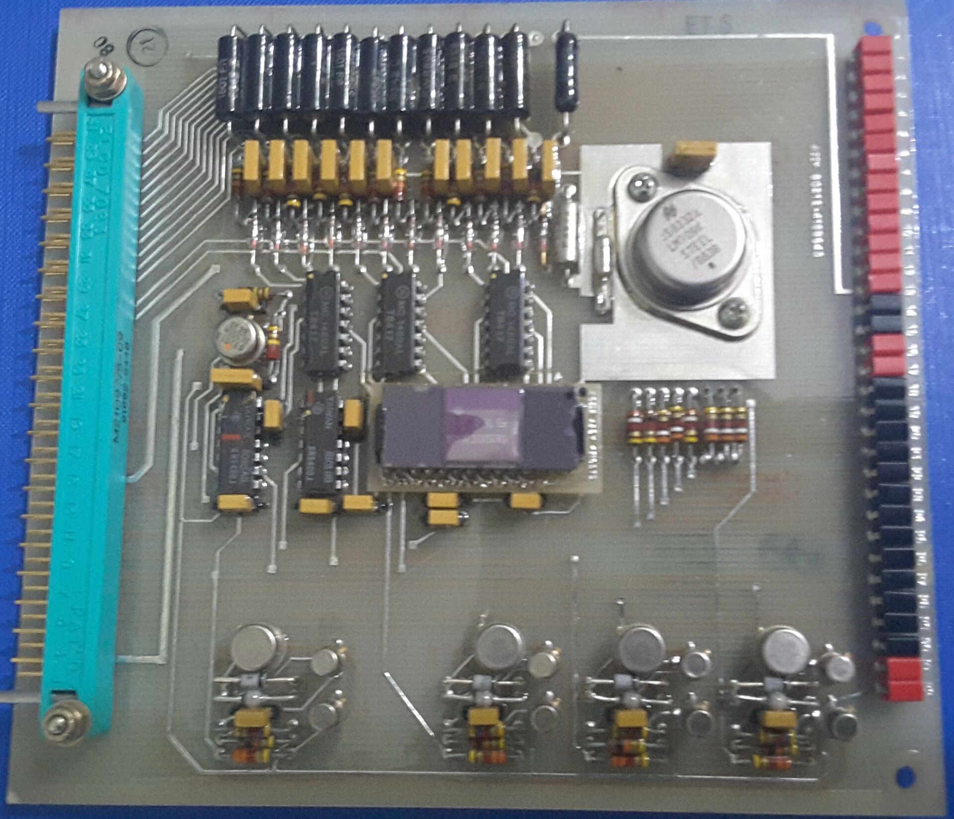 CIRCUIT CARD ASSEMBLY