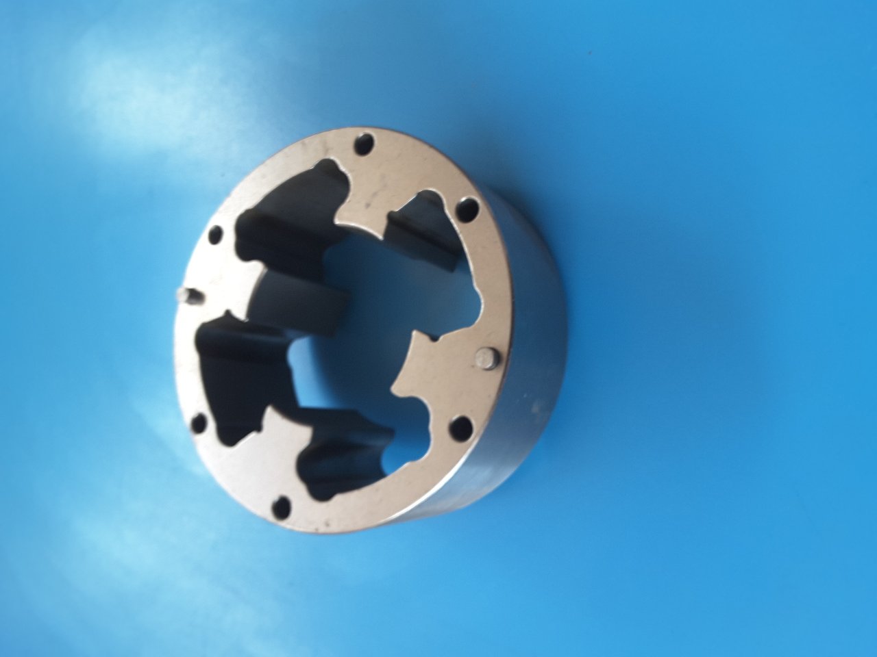 8682730     HOUSING ASSY.