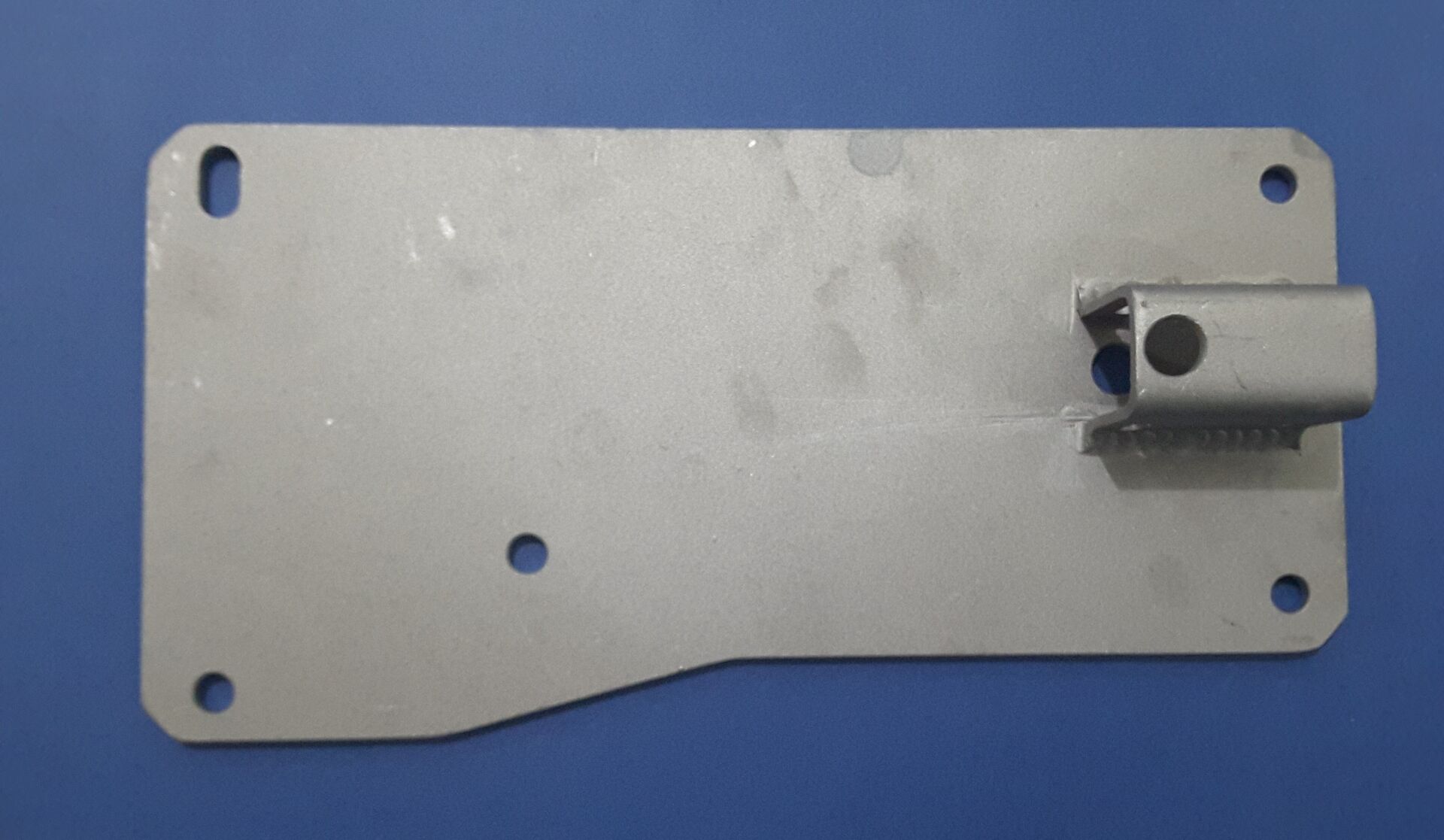 2540-00-248-0652	      PLATE,PLATFORM	  10917878